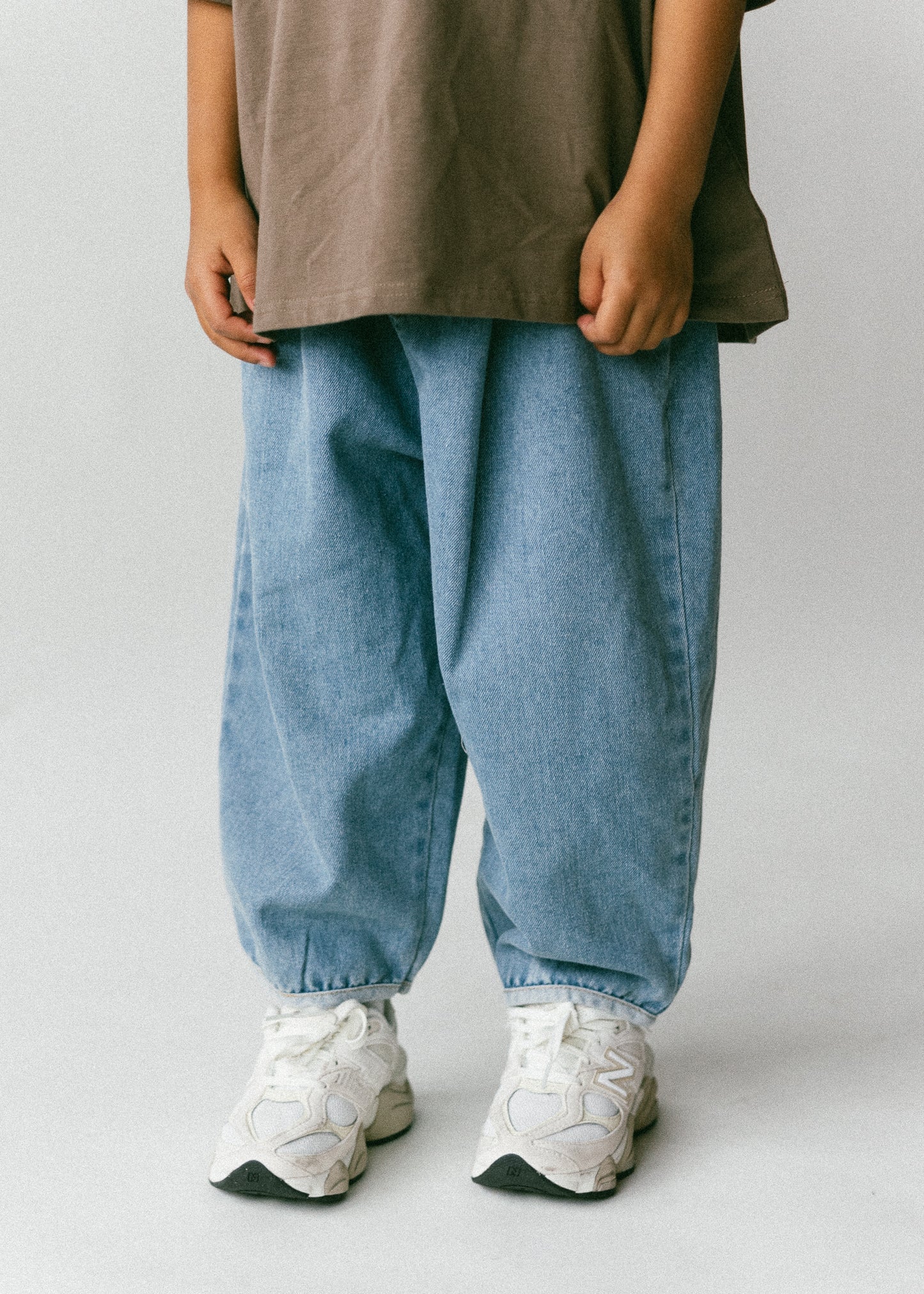 Balloon Jeans- Light Wash