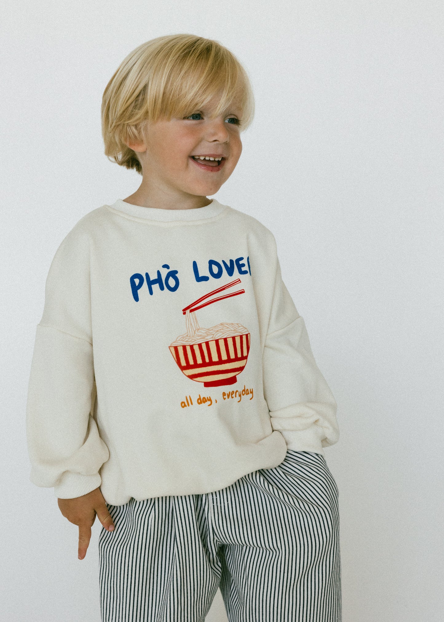 Graphic Crewneck- Phò Lover