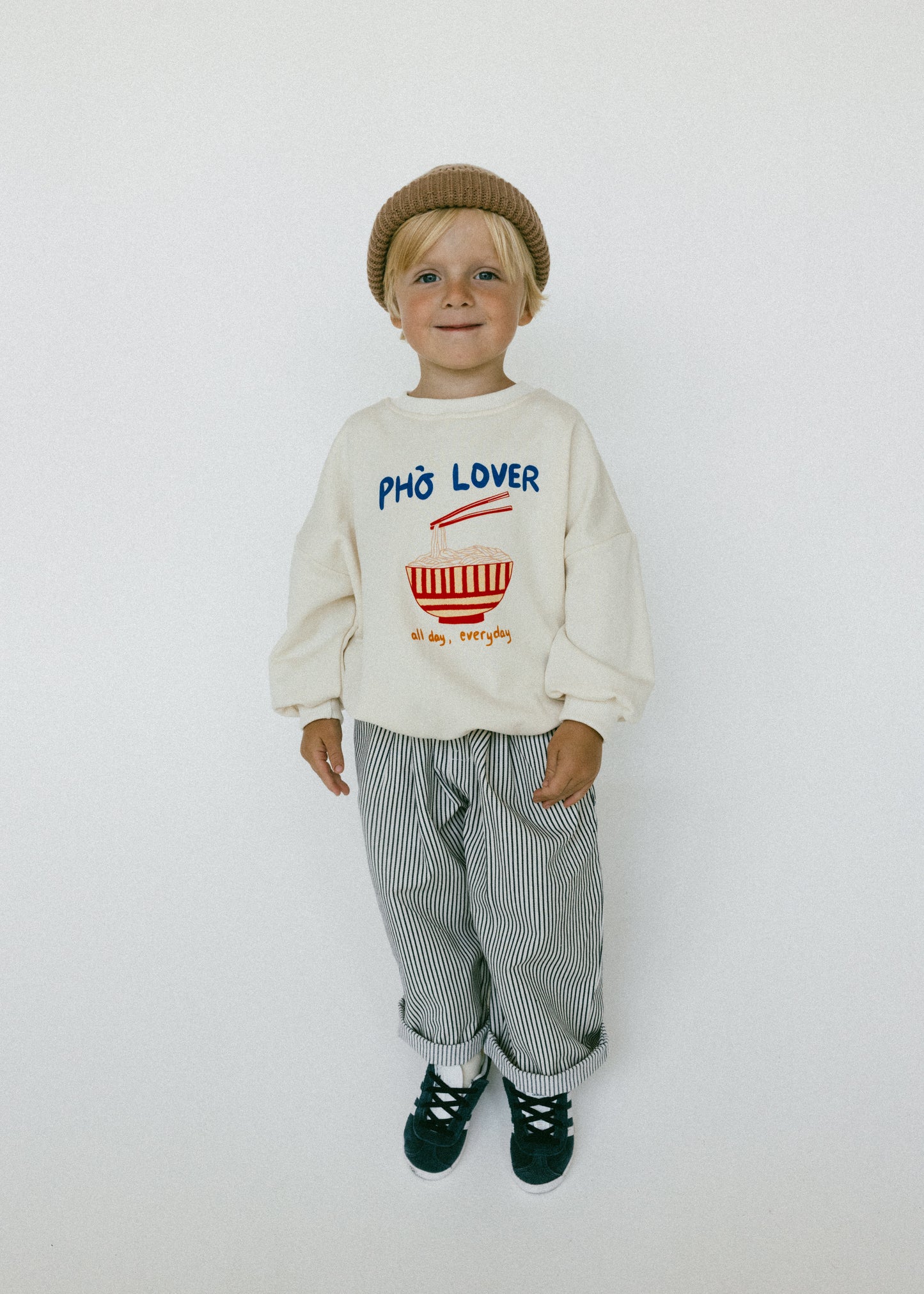 Graphic Crewneck- Phò Lover