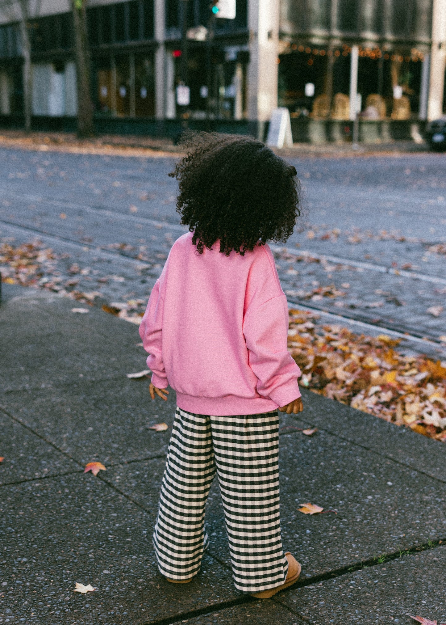 More More Crewneck- Pink