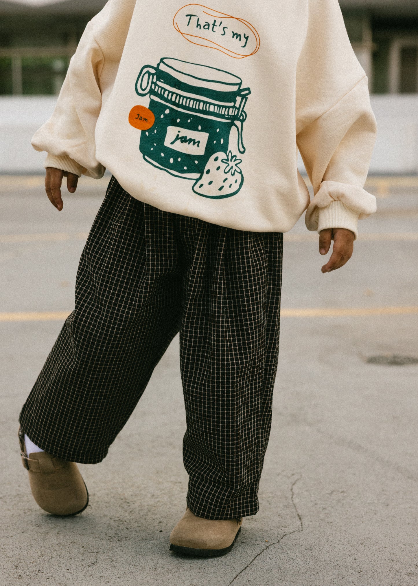 Graphic Crewneck- Jam- Cream