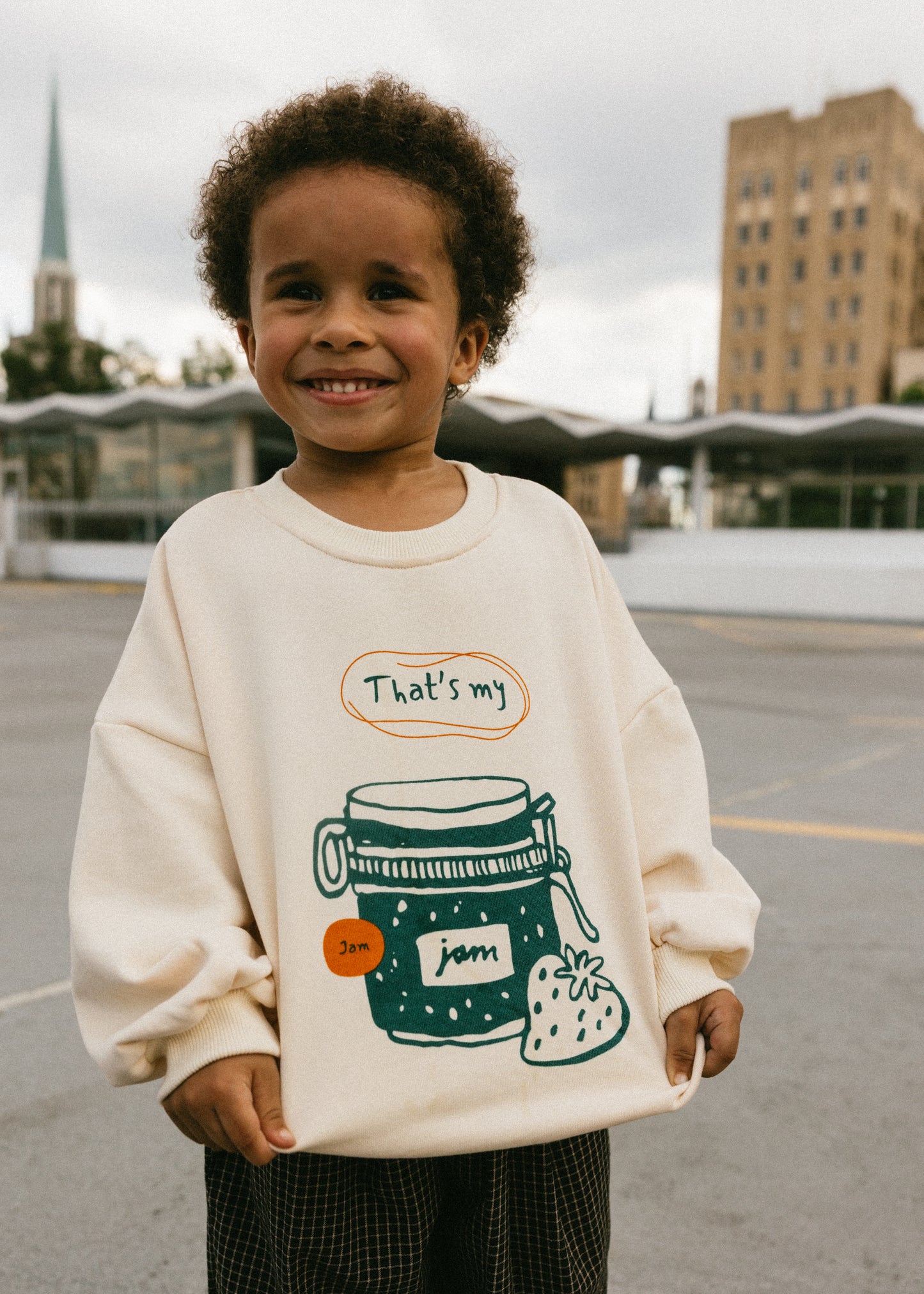 Graphic Crewneck- Jam- Cream