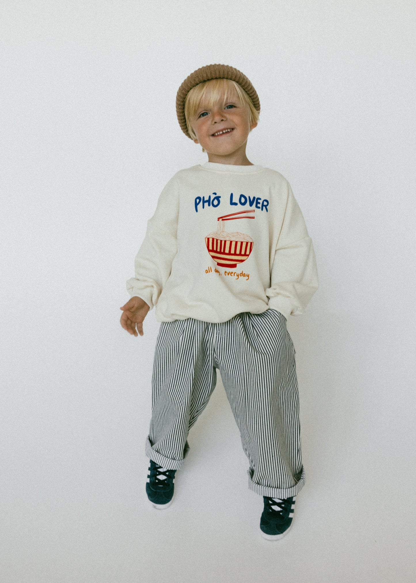 Graphic Crewneck- Phò Lover