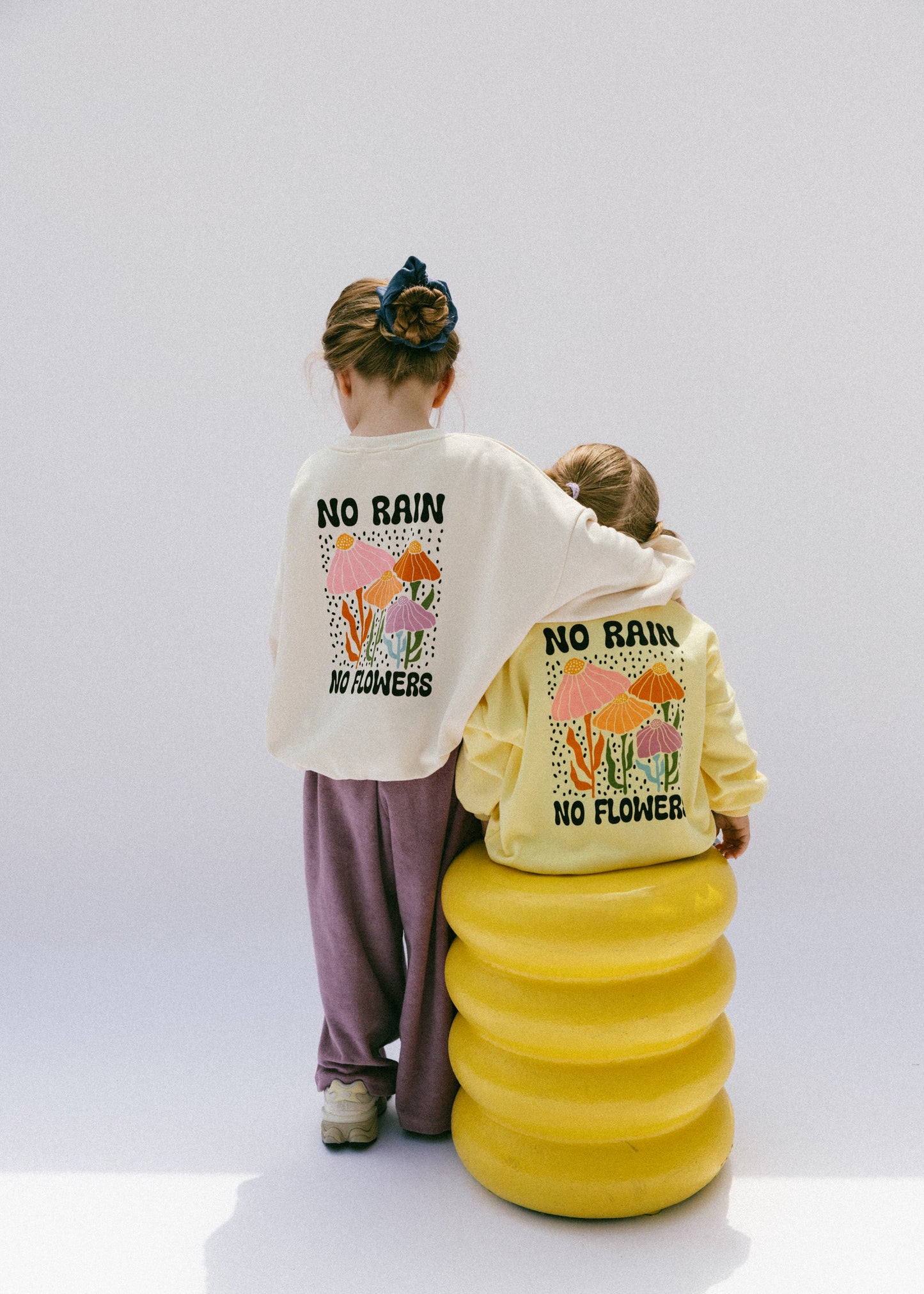 Graphic Crewneck- Flowers- Sand