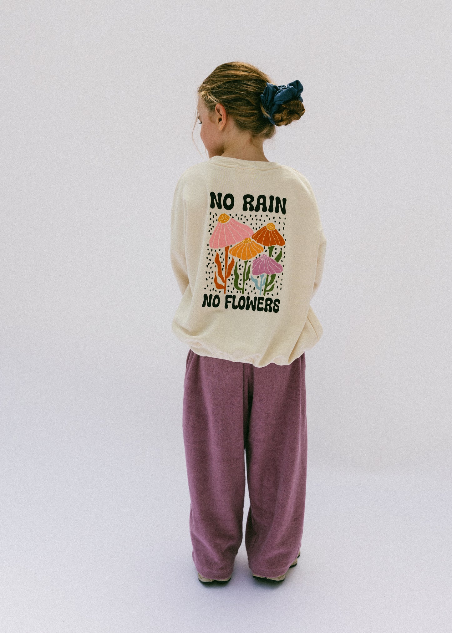 Graphic Crewneck- Flowers- Sand