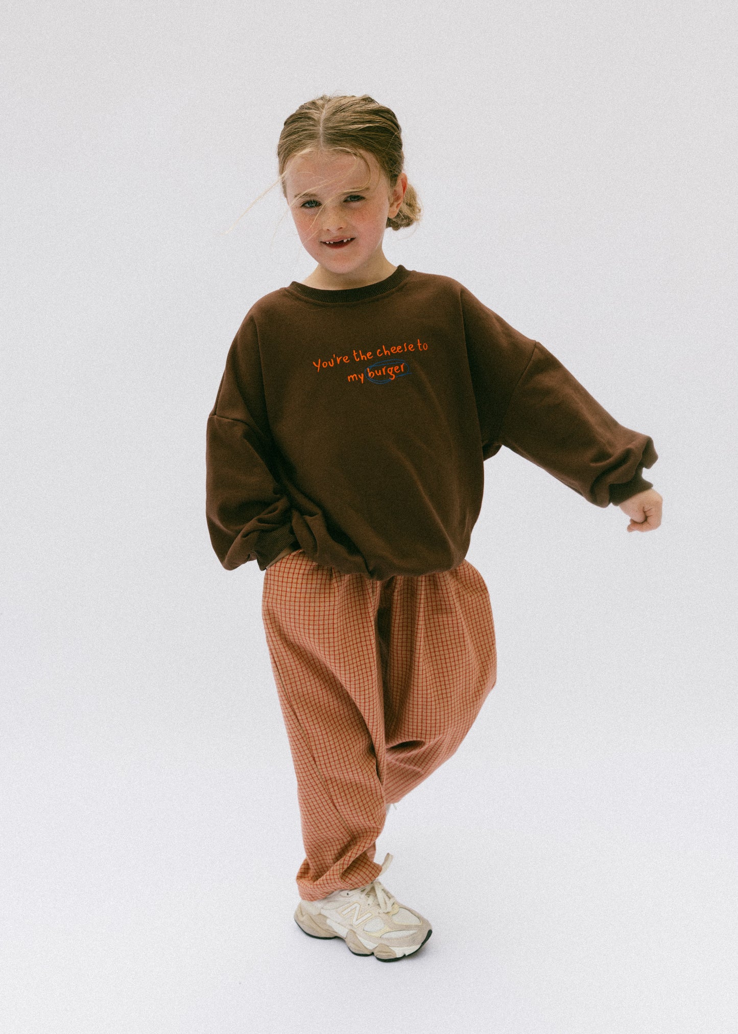 Graphic Crewneck- Burger- Brown