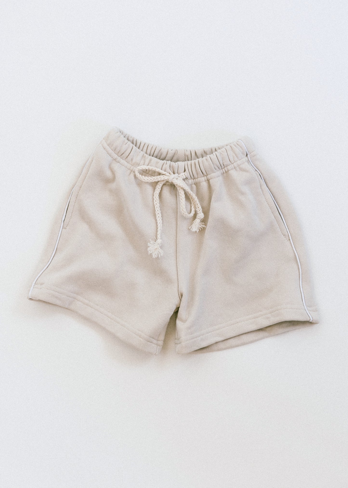 Comfort Sweatshort- Cream